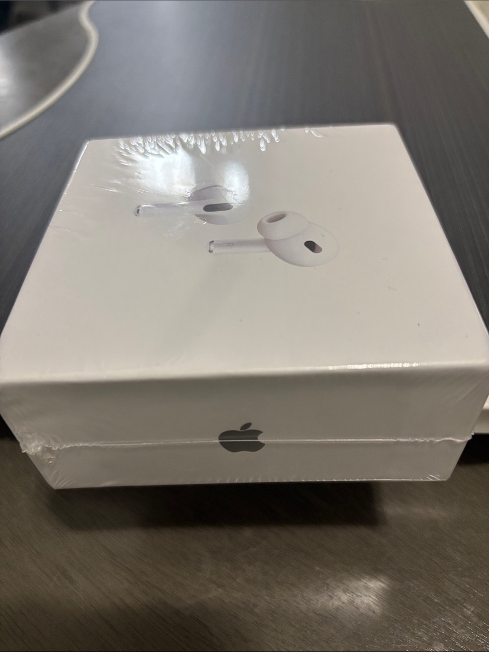 Apple AirPods Pro 2nd generation(White) - Picture 6 of 7